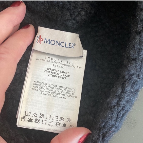 Firm$ Auth Moncler beanie with crystal and real fox fur pom—no offers please. - Picture 4 of 8